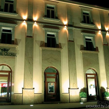 Hotel Forum Garni Суботиця Екстер'єр фото