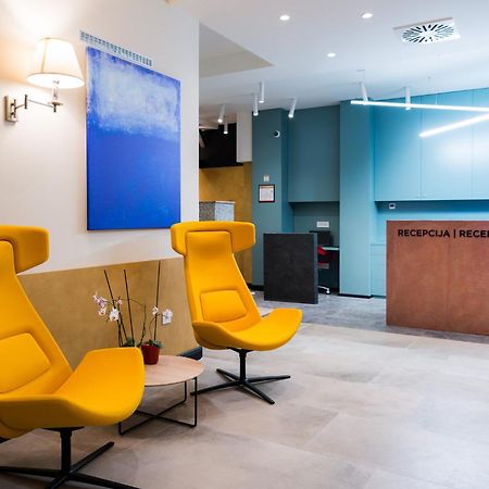 Hotel Forum Garni Суботиця Екстер'єр фото
