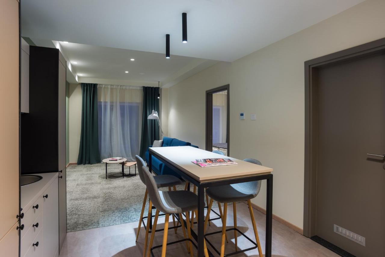 Hotel Forum Garni Суботиця Екстер'єр фото