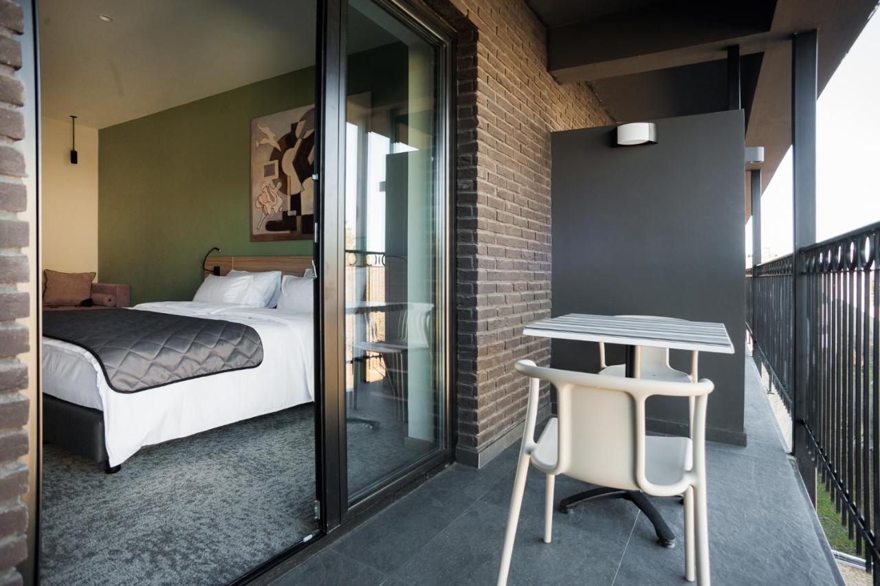 Hotel Forum Garni Суботиця Екстер'єр фото